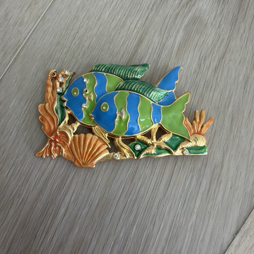 Vintage 4” Doreen Ryan *Style* Sculptural Underwater Scene Koi Brooch Pin